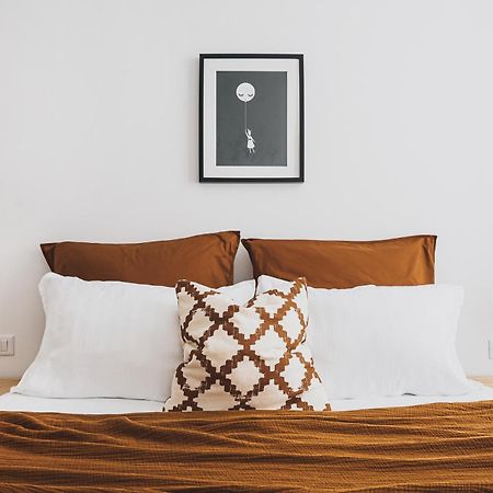 Voya Nordic Apartment-A Luxury Oasis In The Old Town Braşov Eksteriør billede